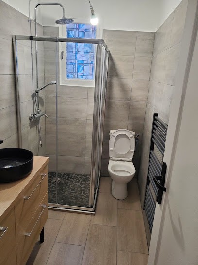 M.T33, Constructeur De Maisons à Saint-Médard-de-Guizières