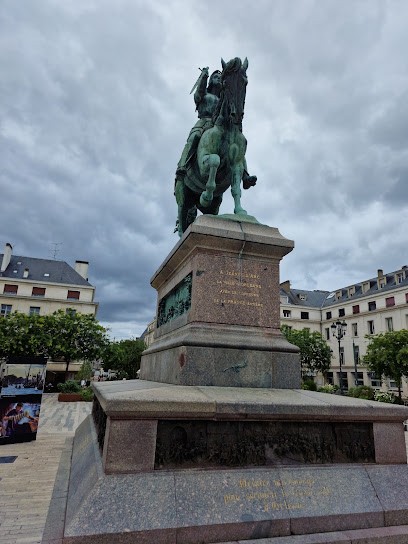 NUEVA HOME, Constructeur de Maisons à Ingré