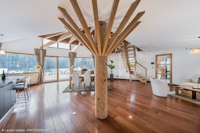 The house of cedar, Constructeur De Maisons à Beaucouzé