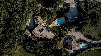 LES TOITS DES ALPILLES, Constructeur De Maisons à Saint-Rémy-de-Provence