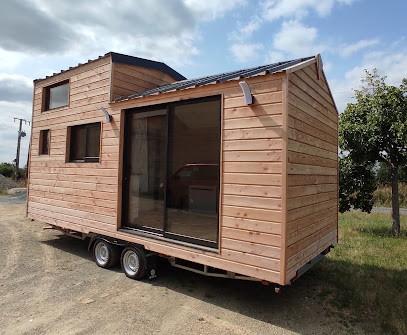 La Tiny Mancelle, Constructeur De Maisons à La Guierche